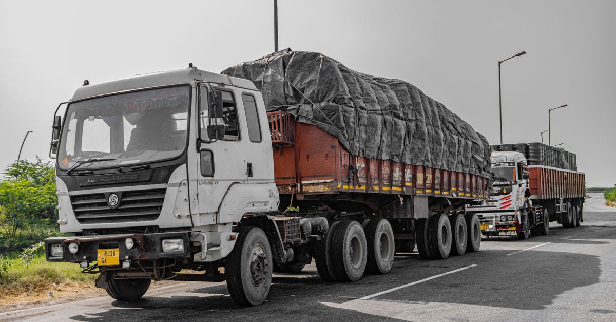 DZZ3120 小型自卸车
